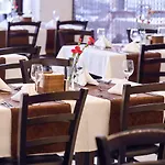 Hotel Aurora 3*