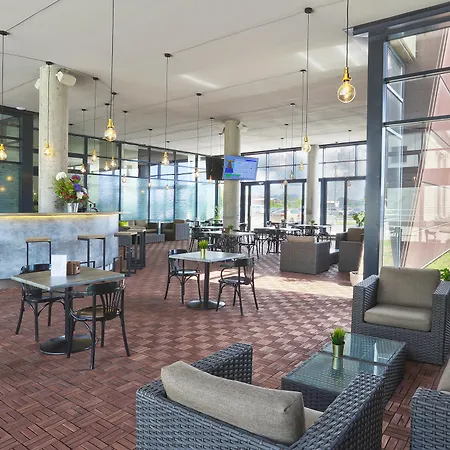 Aurora Hotel 3*