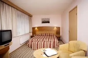 Aurora Hotel 3*